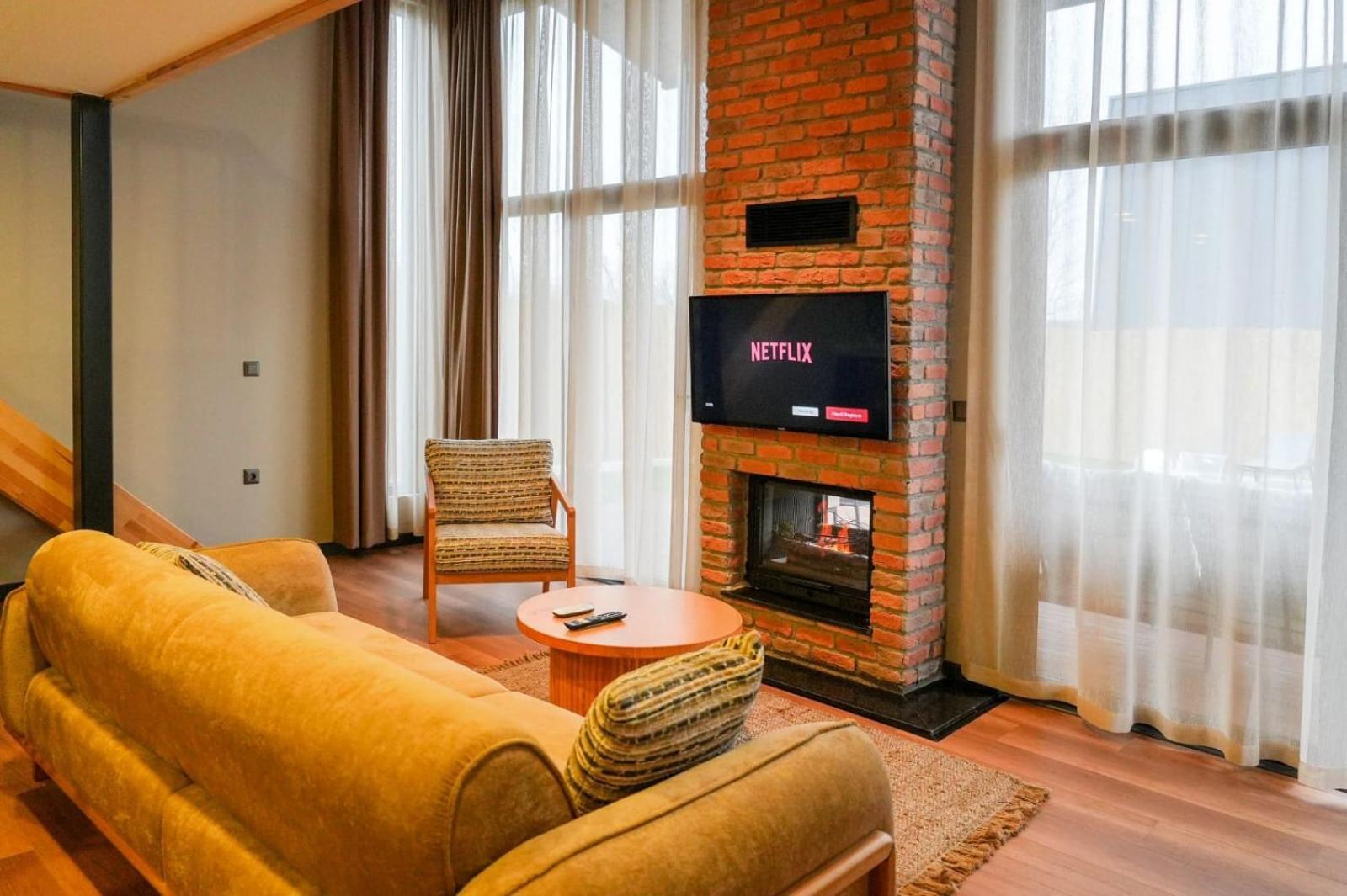 Vital Goel Sapanca Oezel Havuzlu Bungalov & Villa Bagian luar foto