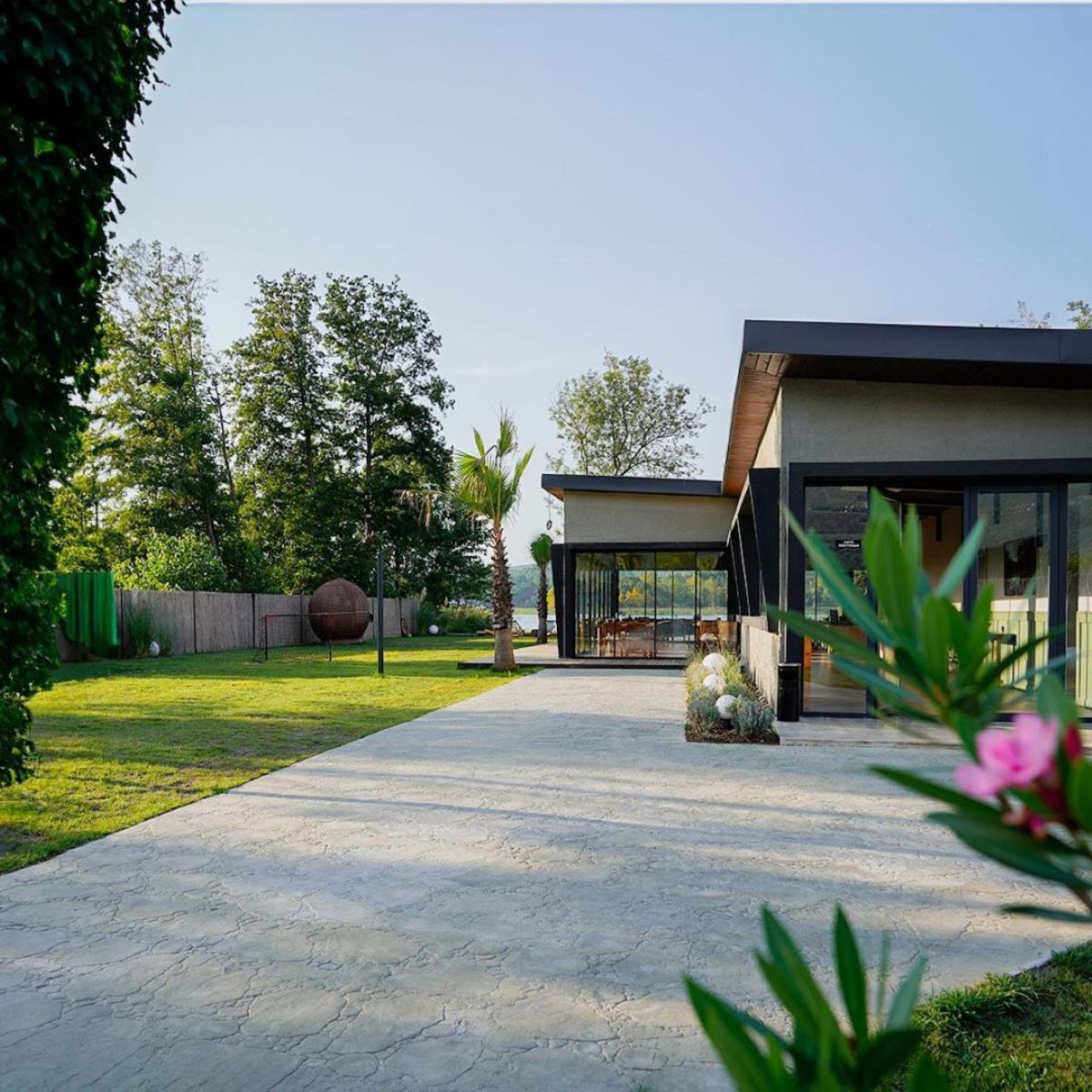 Vital Goel Sapanca Oezel Havuzlu Bungalov & Villa Bagian luar foto